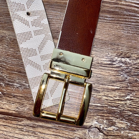 MK MICHAEL KORS SOLID BROWN/LOGO BELT GOLD 40” REVERSIBLE METAL TURN BUCKLE - Picture 2 of 6